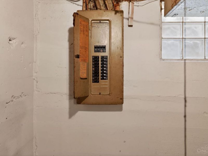 2406 Montana Avenue, Cincinnati, OH 45211 Photo 26