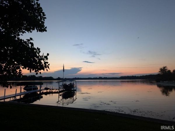 249 Ems B20c2 Lane, Pierceton, IN 46562