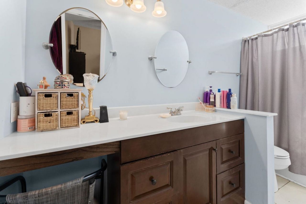 2280 Andover Dr. Photo 14