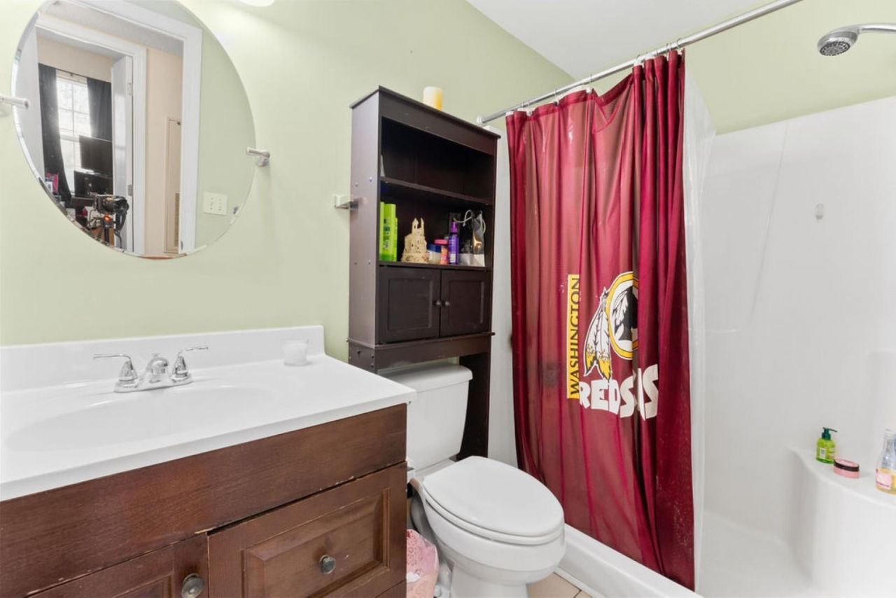 2280 Andover Dr. Photo 18