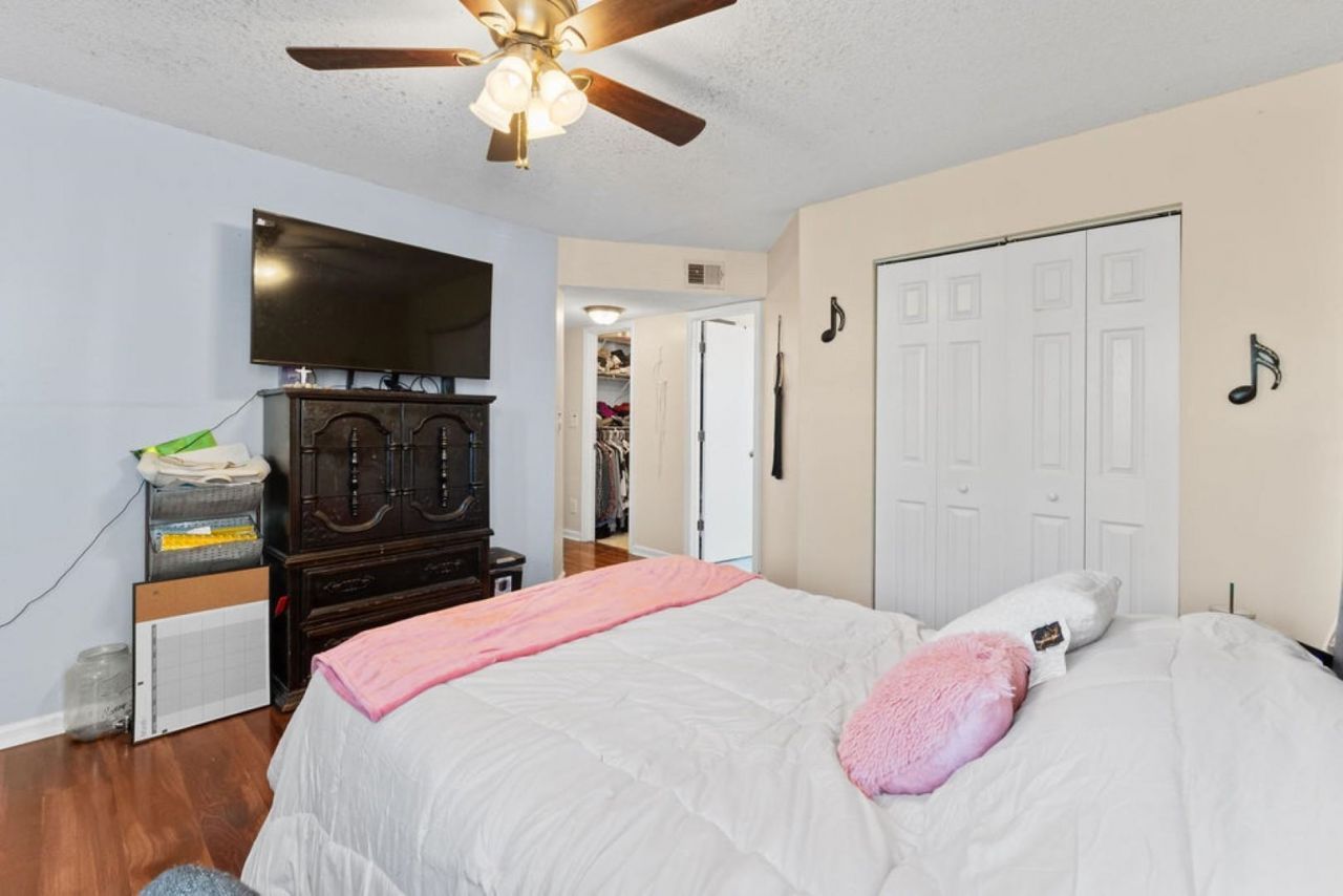 2280 Andover Dr. Photo 8