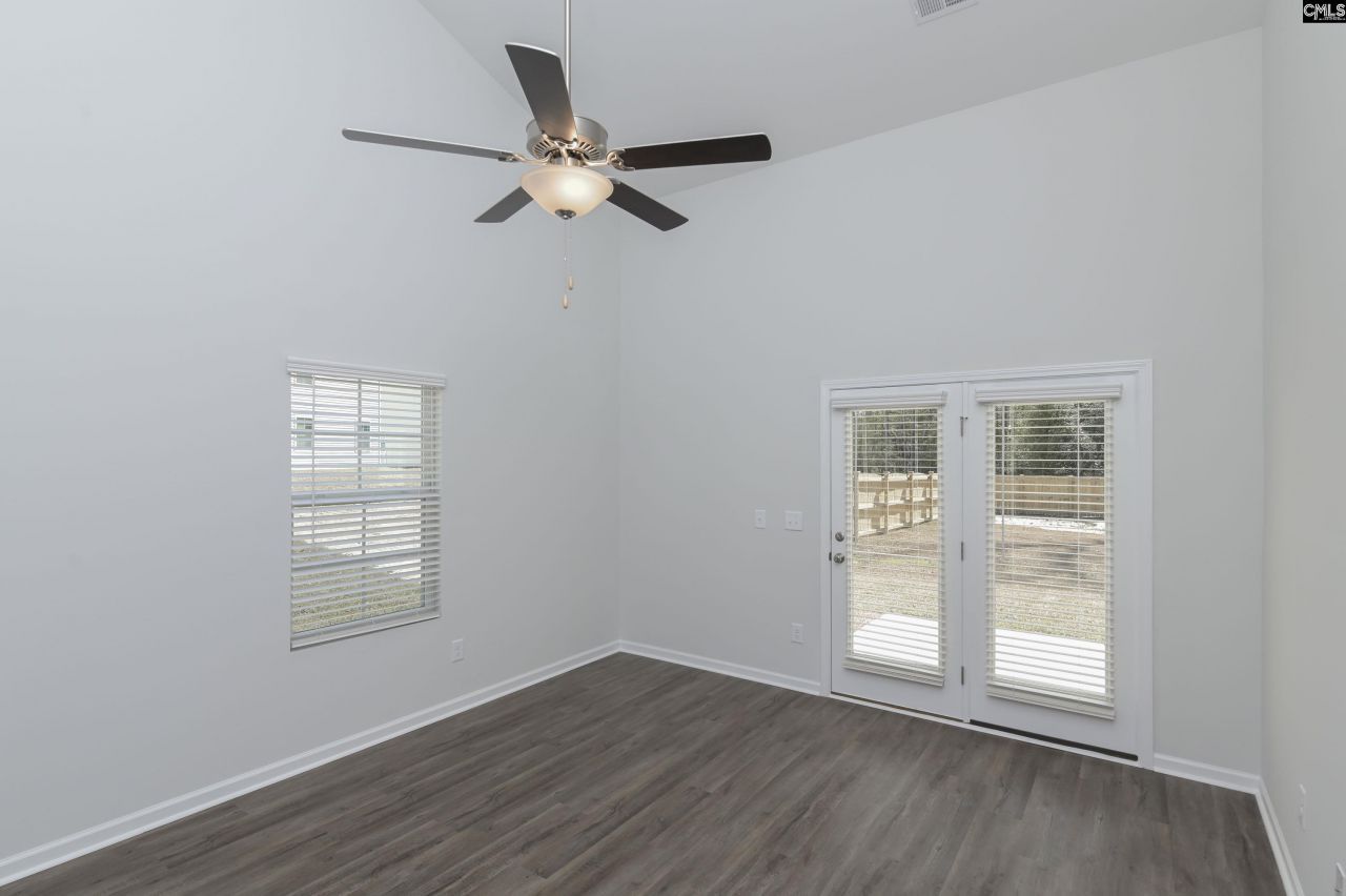 219 Laurinton Farms Drive  Photo 11