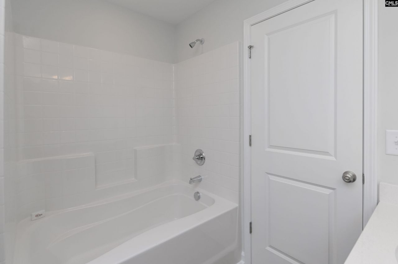 219 Laurinton Farms Drive  Photo 16