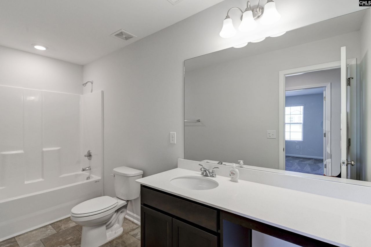 219 Laurinton Farms Drive  Photo 26