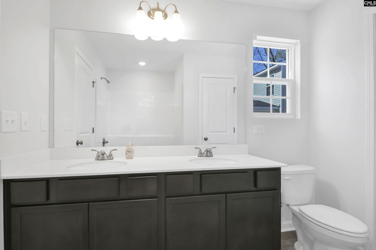 219 Laurinton Farms Drive  Photo 27