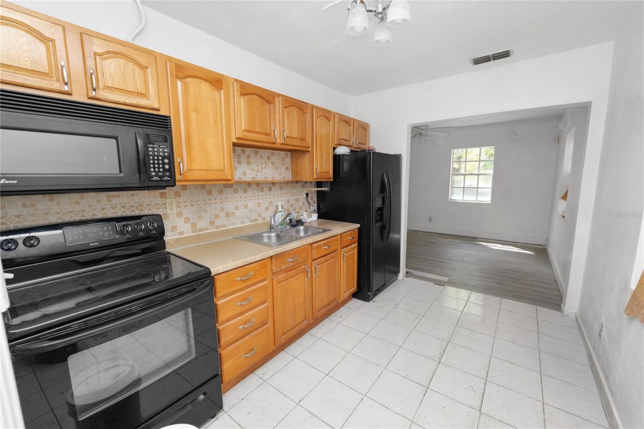 403 W Valencia Street , Lakeland, FL 33805 Photo