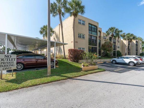 11485 OAKHURST ROAD , Unit 200-307, LARGO, FL 33774