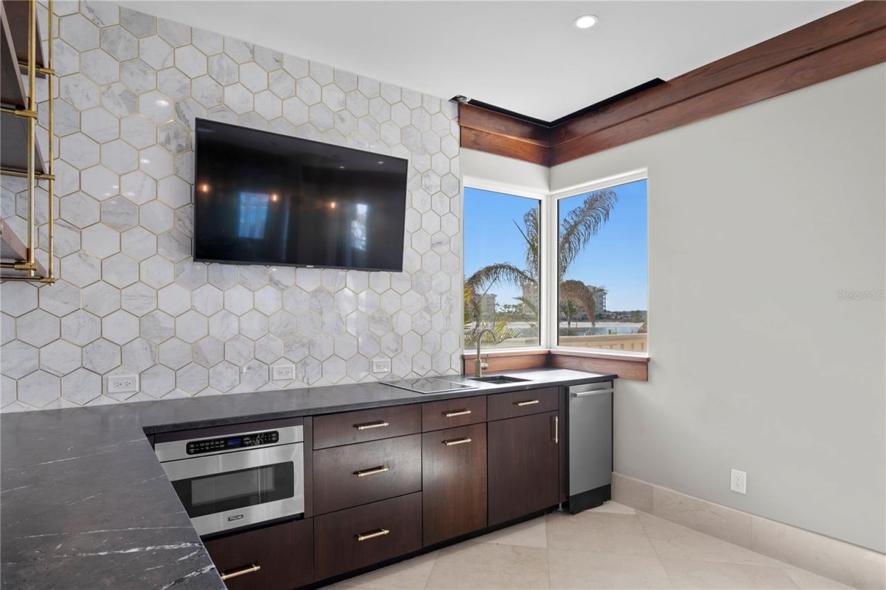 774 Nina Drive, Tierra Verde, FL 33715 Photo
