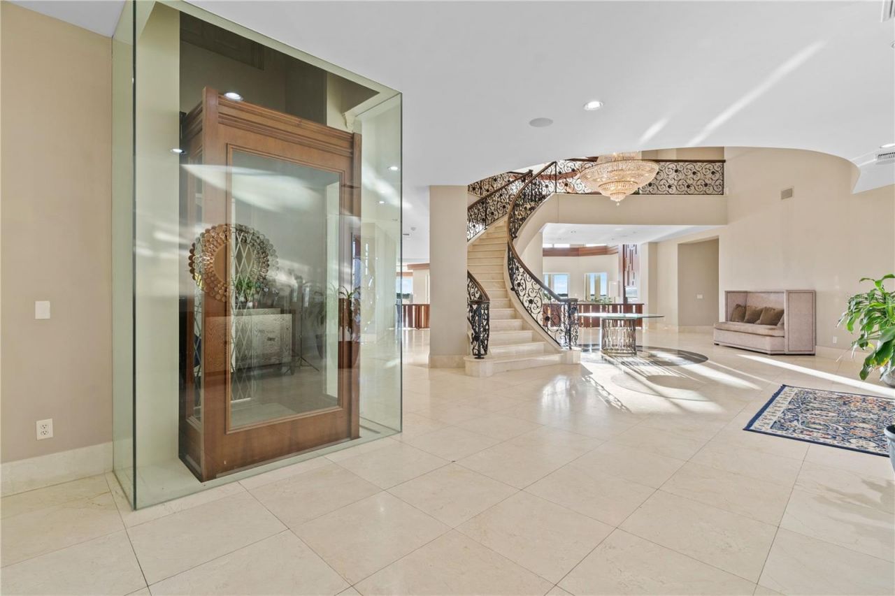 774 Nina Drive, Tierra Verde, FL 33715 Photo