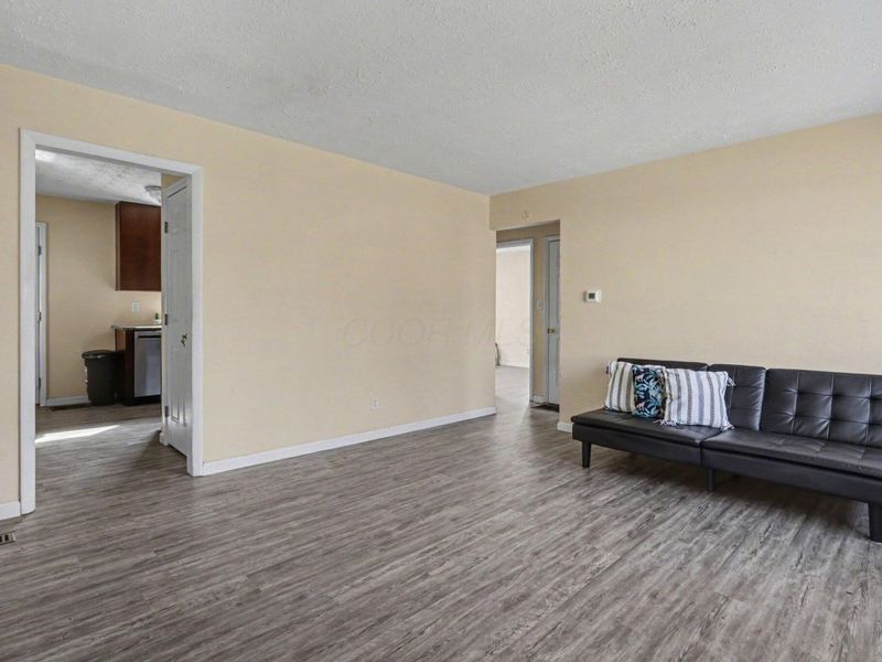 1033 E 22nd Avenue , Columbus, OH 43211 Photo 14