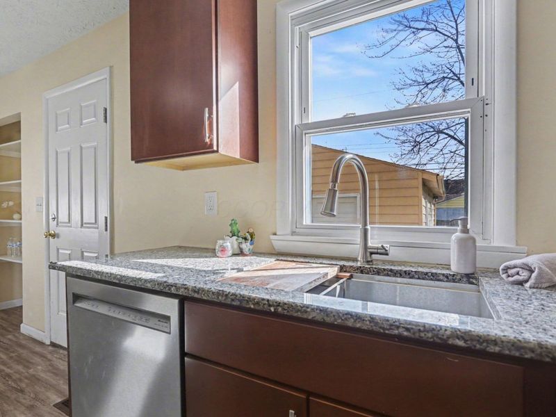 1033 E 22nd Avenue , Columbus, OH 43211 Photo 17