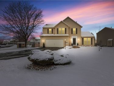 5114 Old Barn Road, Clay, NY 13041