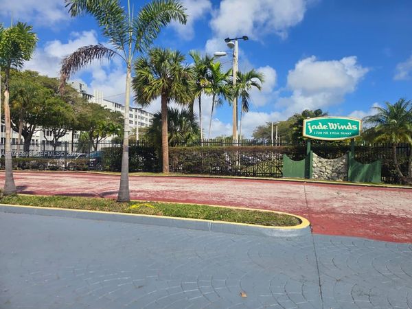 1780 NE 191st St , Unit 407-2, Miami, FL 33179