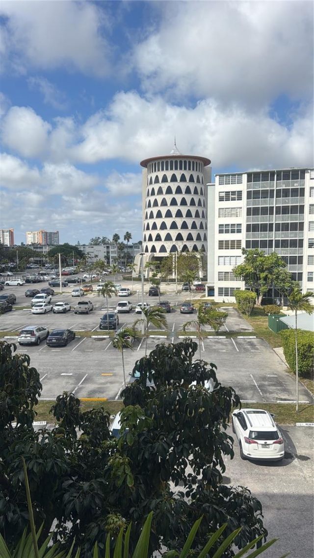 1780 NE 191st St , Unit 407-2, Miami, FL 33179 Photo