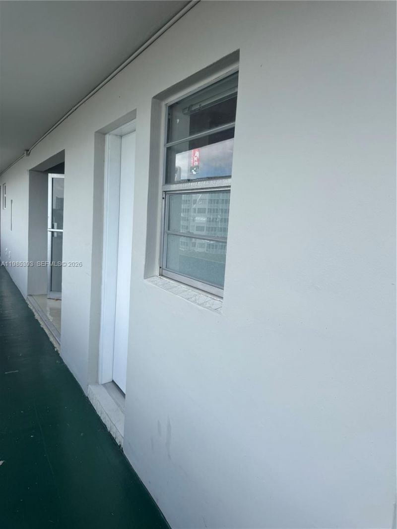 1780 NE 191st St , Unit 407-2, Miami, FL 33179 Photo