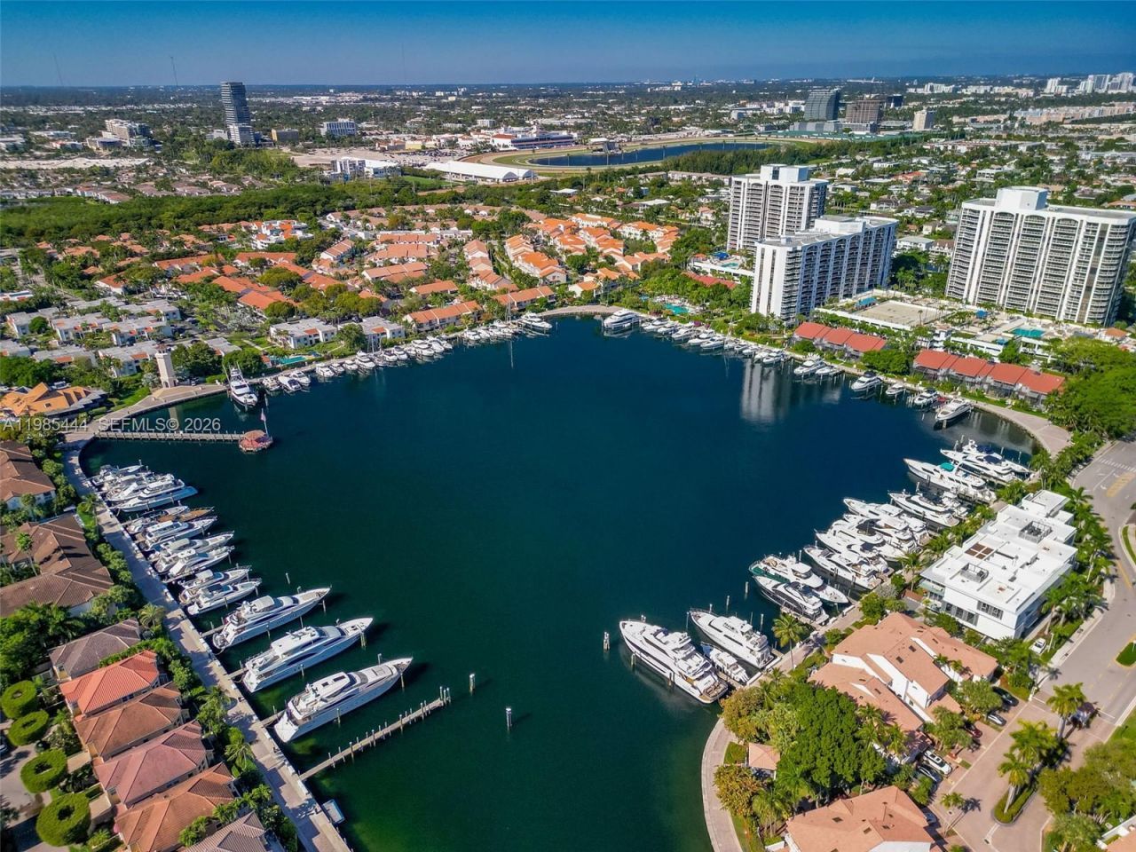 3549 Magellan Cir , Unit 418, Aventura, FL 33180 Photo