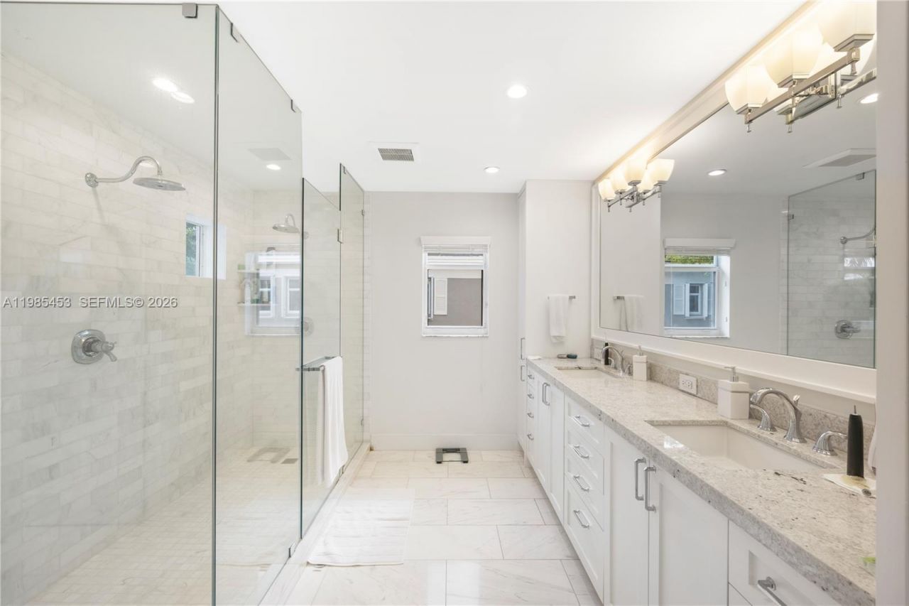 8600 SW 139th Ter , Palmetto Bay, FL 33158 Photo