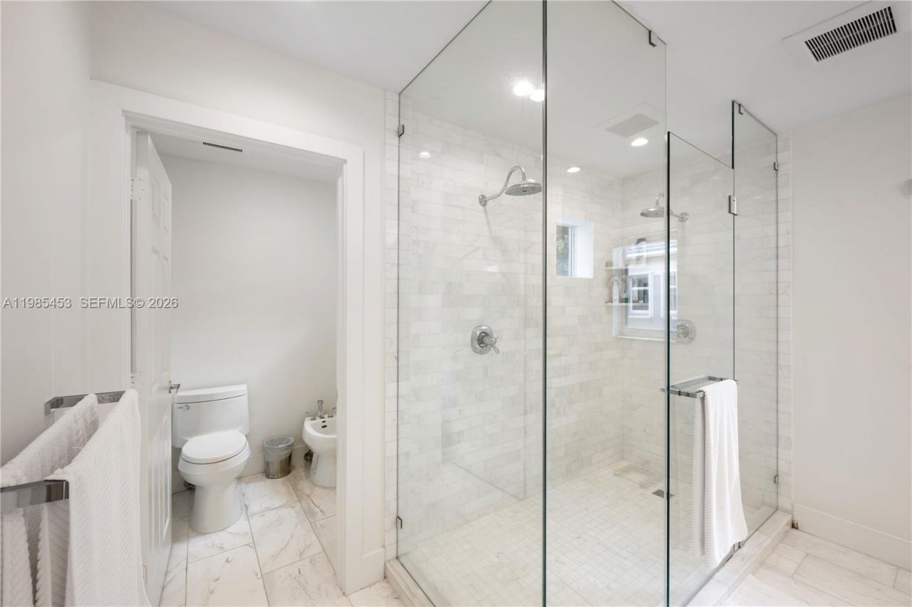 8600 SW 139th Ter , Palmetto Bay, FL 33158 Photo