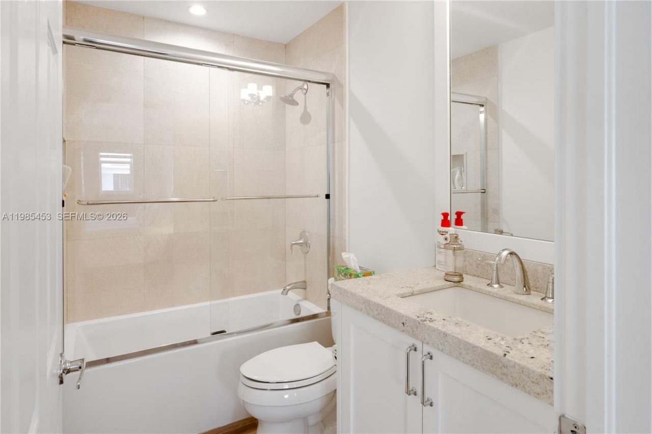 8600 SW 139th Ter , Palmetto Bay, FL 33158 Photo