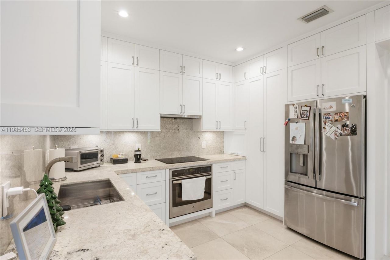 8600 SW 139th Ter , Palmetto Bay, FL 33158 Photo