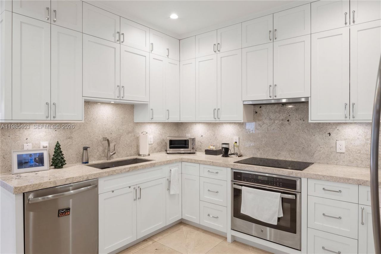 8600 SW 139th Ter , Palmetto Bay, FL 33158 Photo