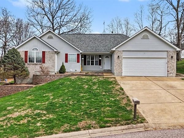 1580 Kelly Court, Washington, MO 63090