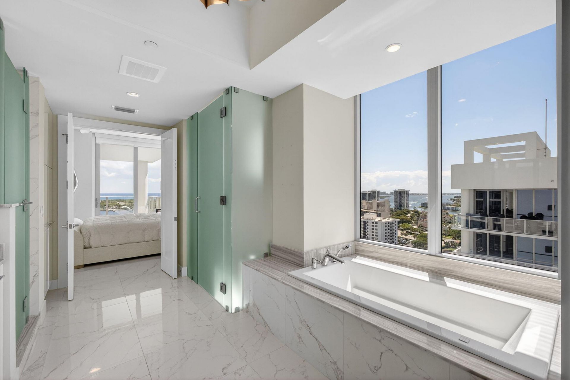 2 Water Club Way, Unit 2004, North Palm Beach, FL 33408 Photo