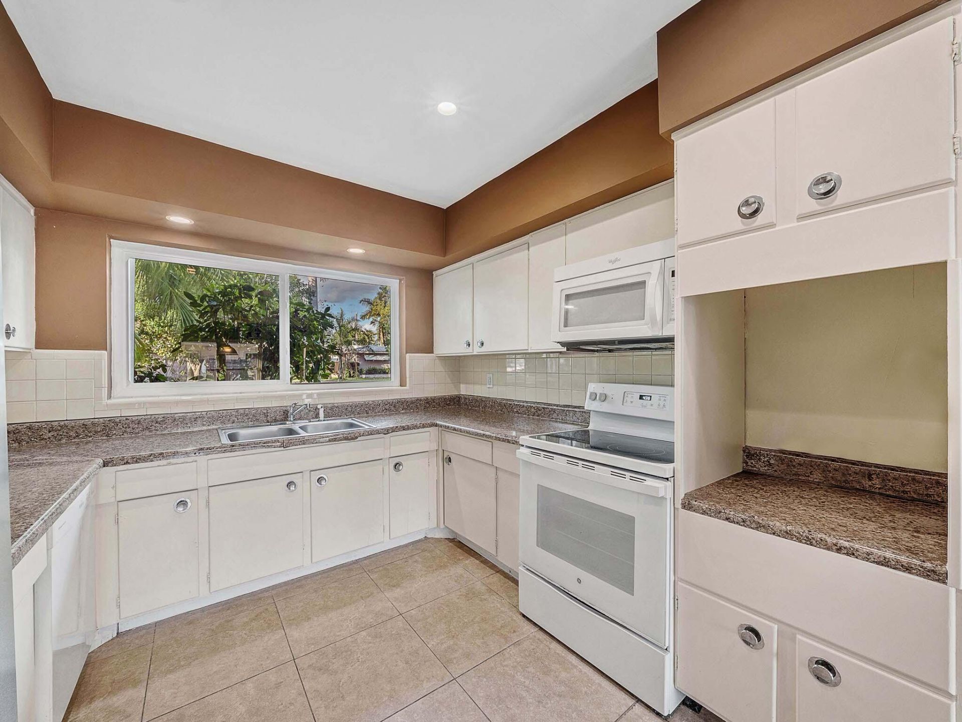 2750 SE 3rd Street, Pompano Beach, FL 33062 Photo