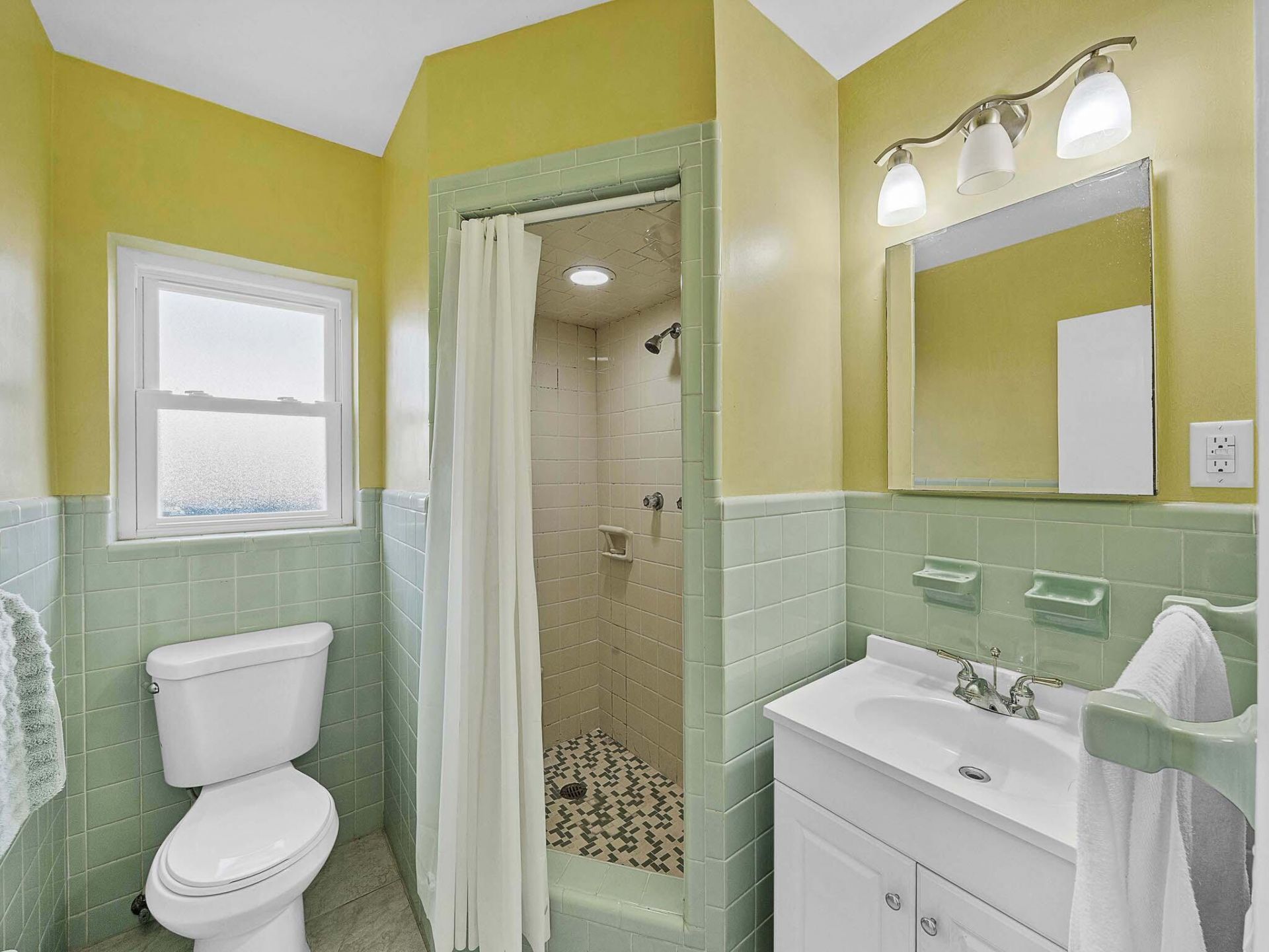 2750 SE 3rd Street, Pompano Beach, FL 33062 Photo