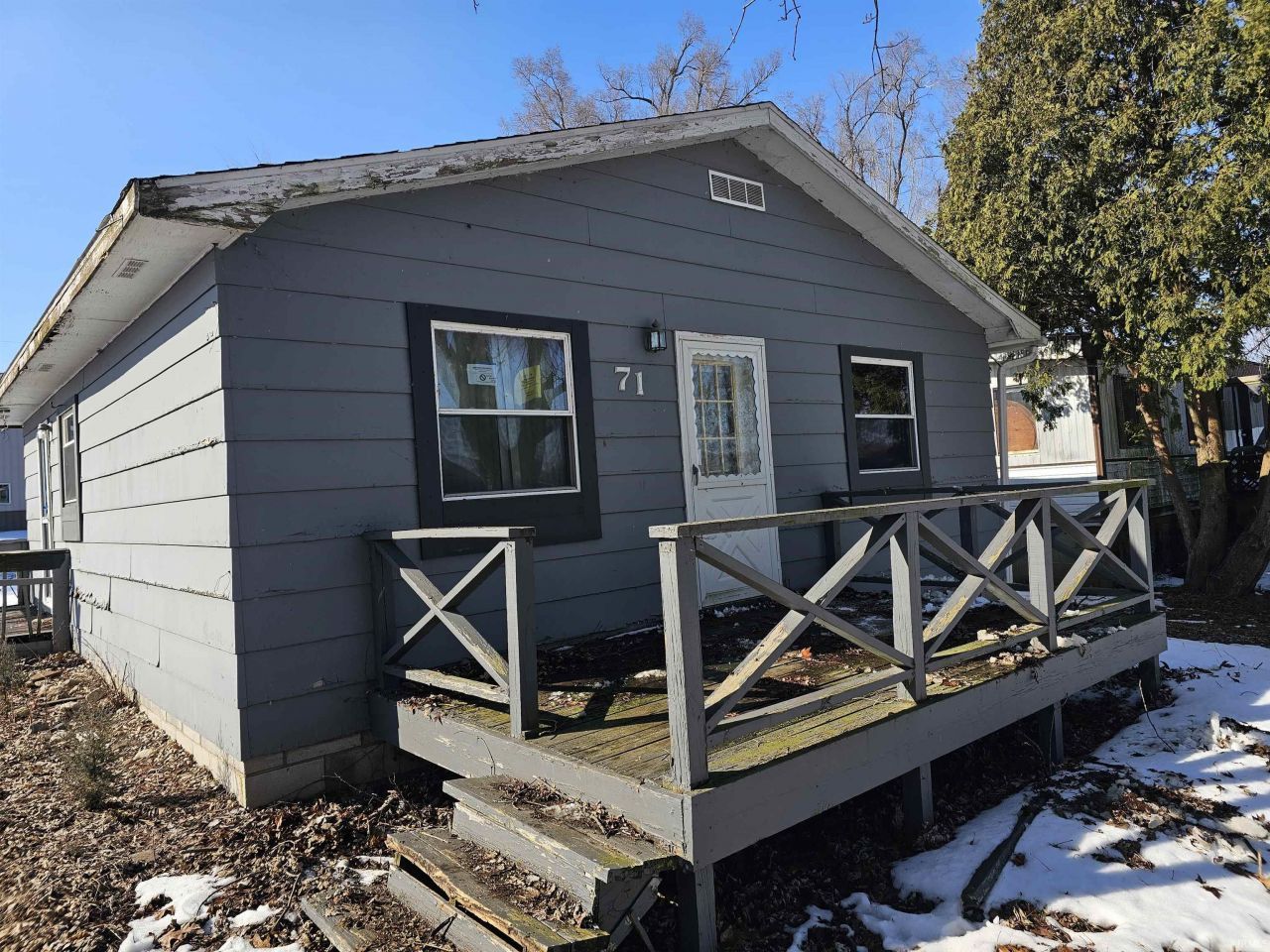 71 Ems D24b Lane, Syracuse, IN 46567 Main Photo