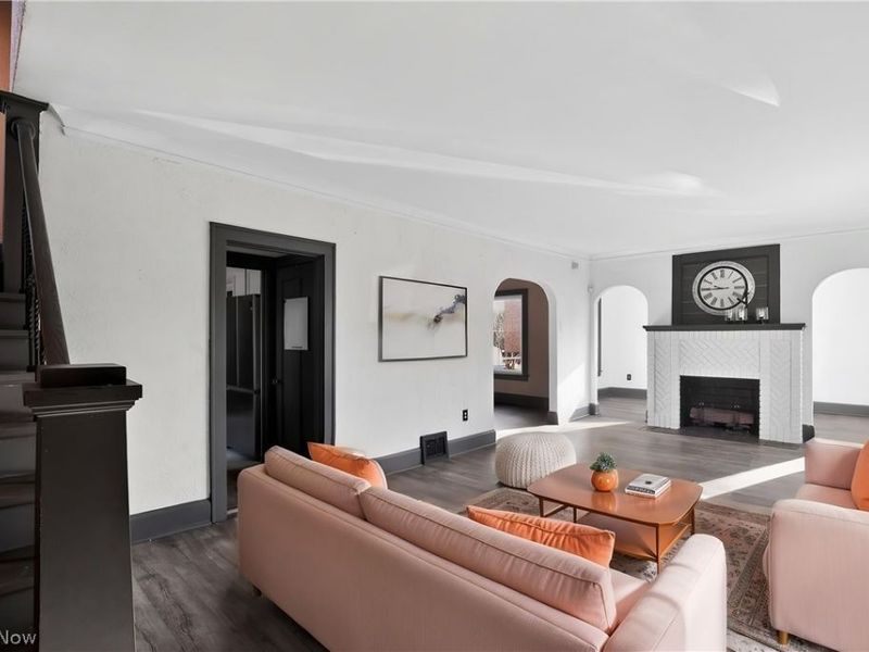 244 Outlook Avenue, Youngstown, OH 44504 Photo 2