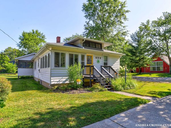 658 Allegan Street, Saugatuck, MI 49453
