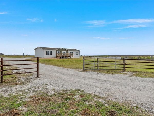 188 Hcr 3215, Penelope, TX 76676