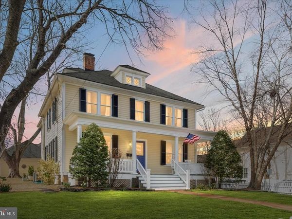 407 S KING STREET, LEESBURG, VA 20175