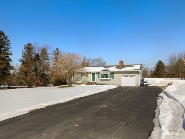 9 Hilltop Rd, Fredon, NJ 07860