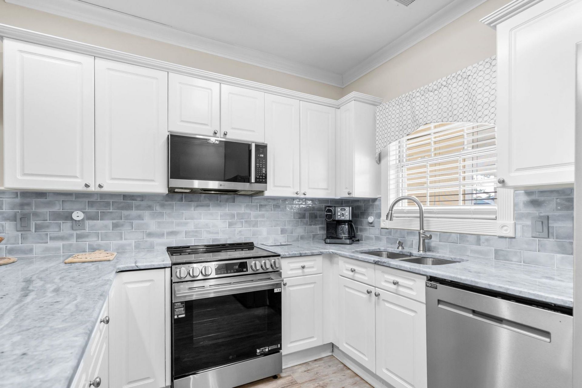 4879 Luster Leaf Circle Photo 15