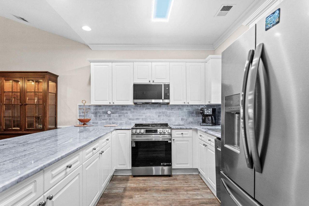 4879 Luster Leaf Circle Photo 18