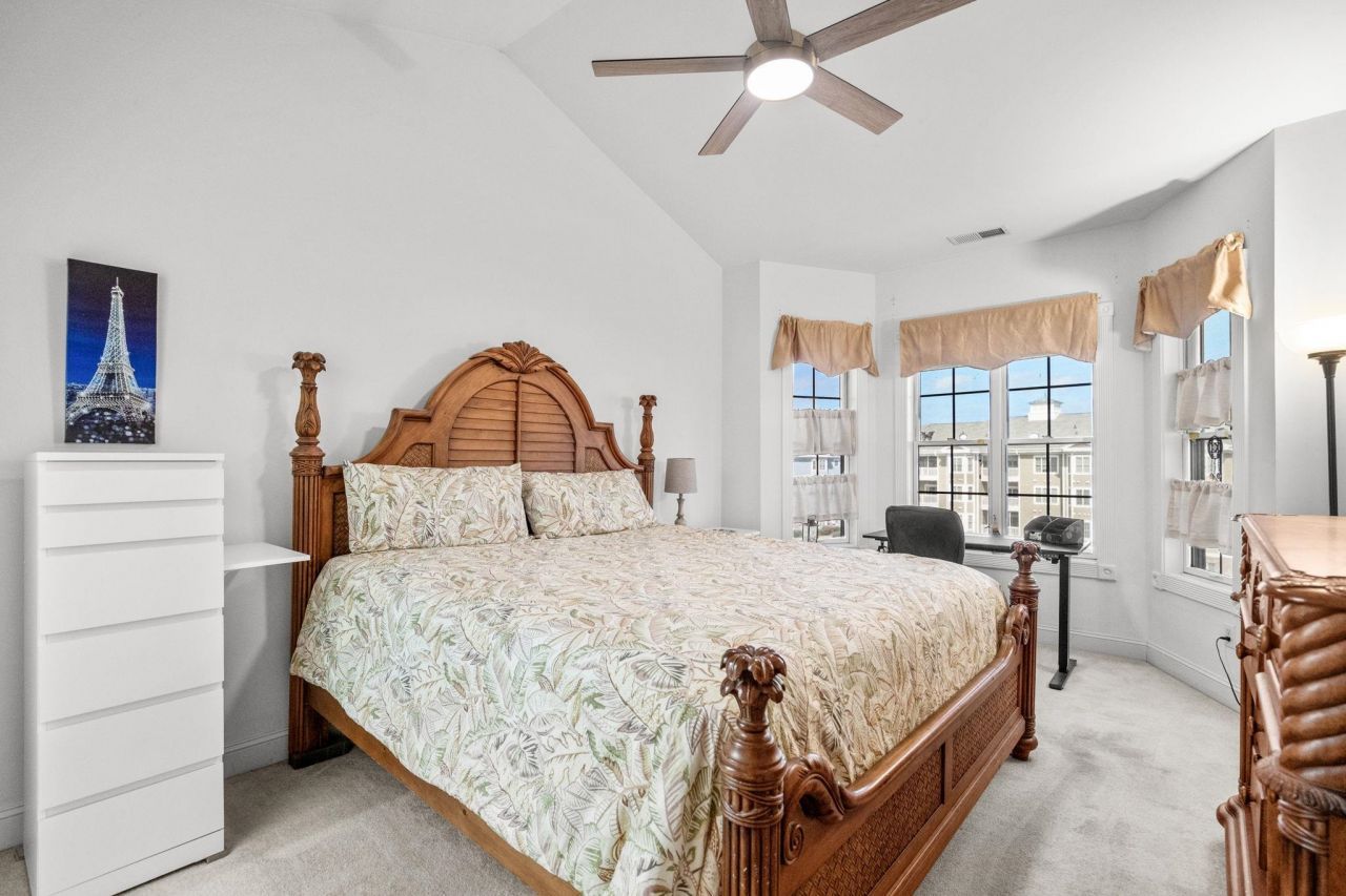 4879 Luster Leaf Circle Photo 28