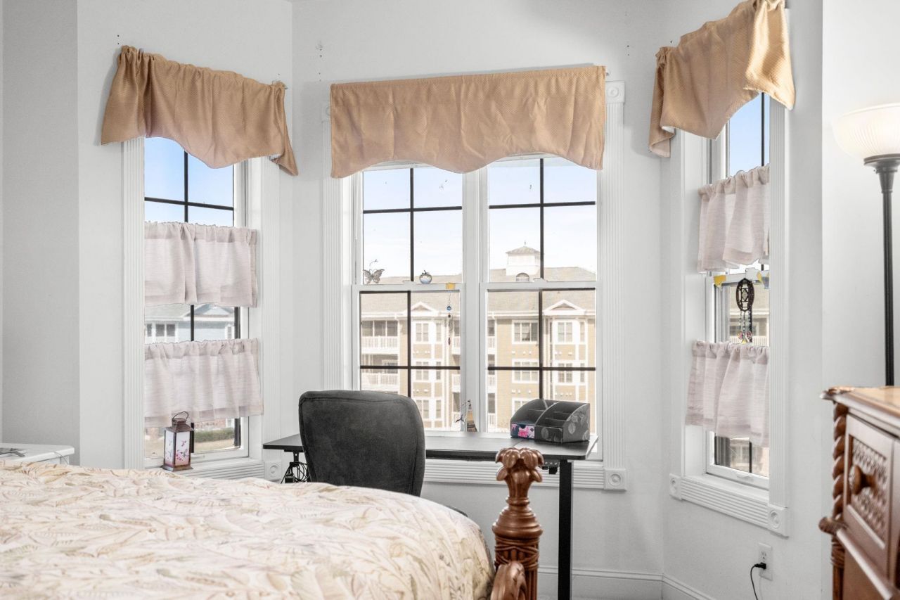 4879 Luster Leaf Circle Photo 31