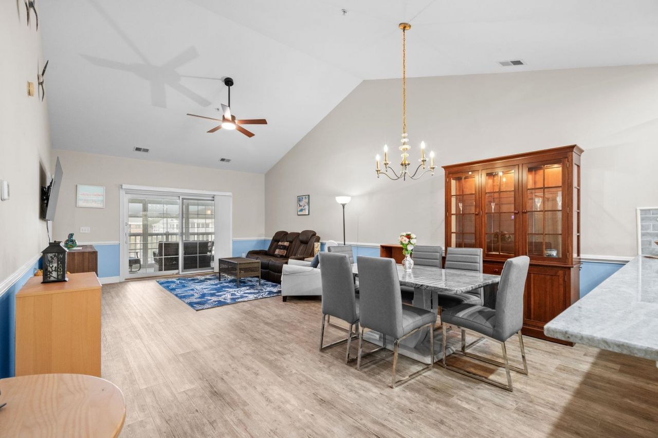 4879 Luster Leaf Circle Photo 6