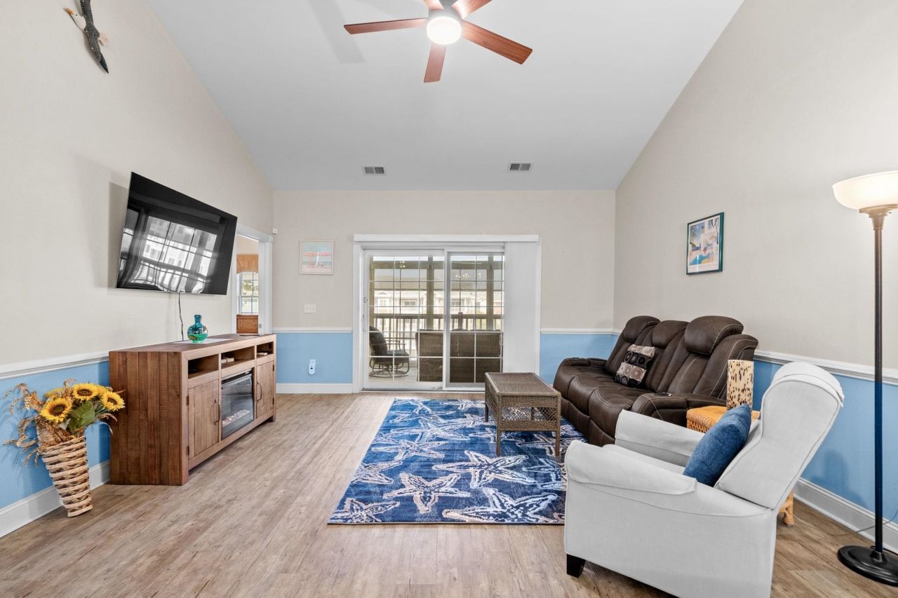 4879 Luster Leaf Circle Photo 8