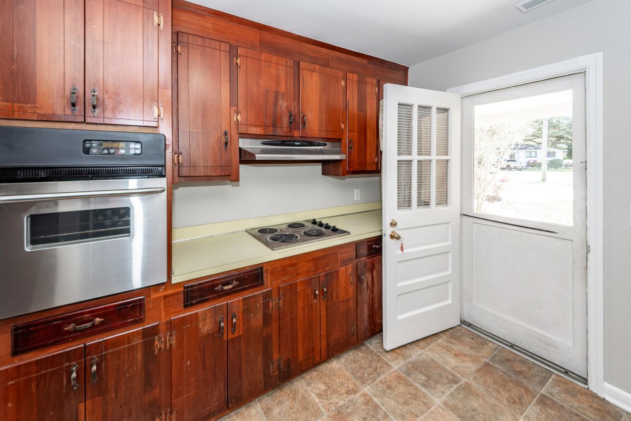 903 Yorktown Drive Photo 6