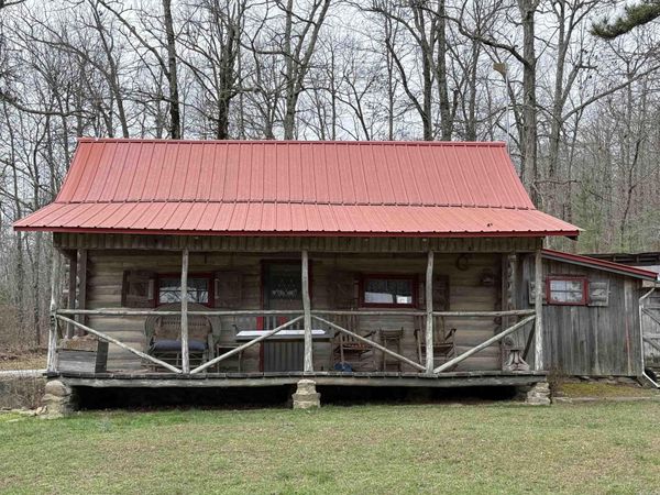 2085 Quicksilver Road, Leslie, AR 72645