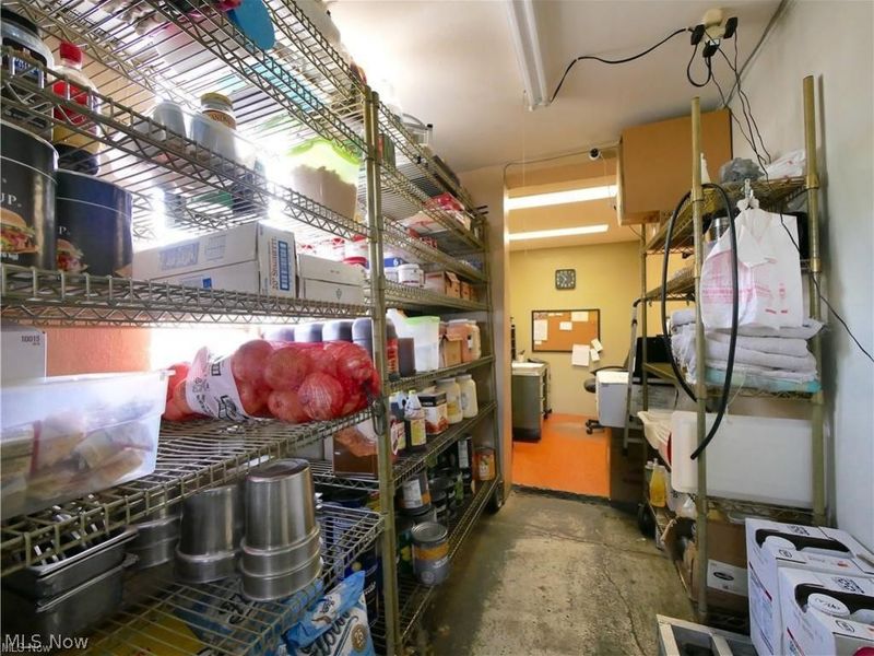 56721 Ferry Landing Road, Shadyside, OH 43947 Photo 13