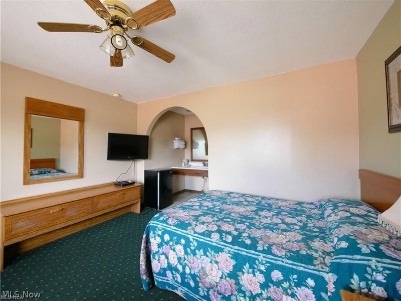 56721 Ferry Landing Road, Shadyside, OH 43947 Photo 19