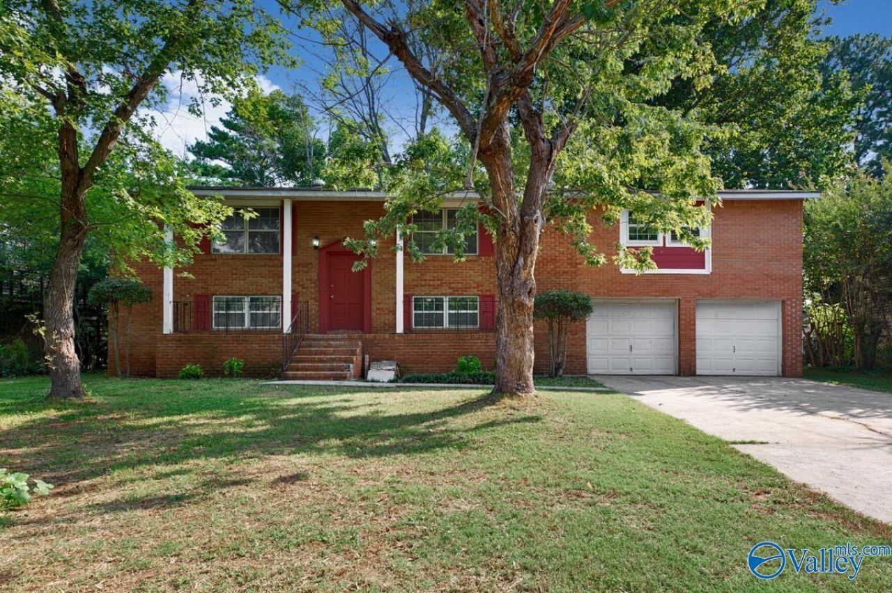 2116 NW Wimberly Road, Huntsville, AL 35816 Main Photo