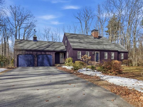2 Steppingstone Road, Bedford, NH 03110