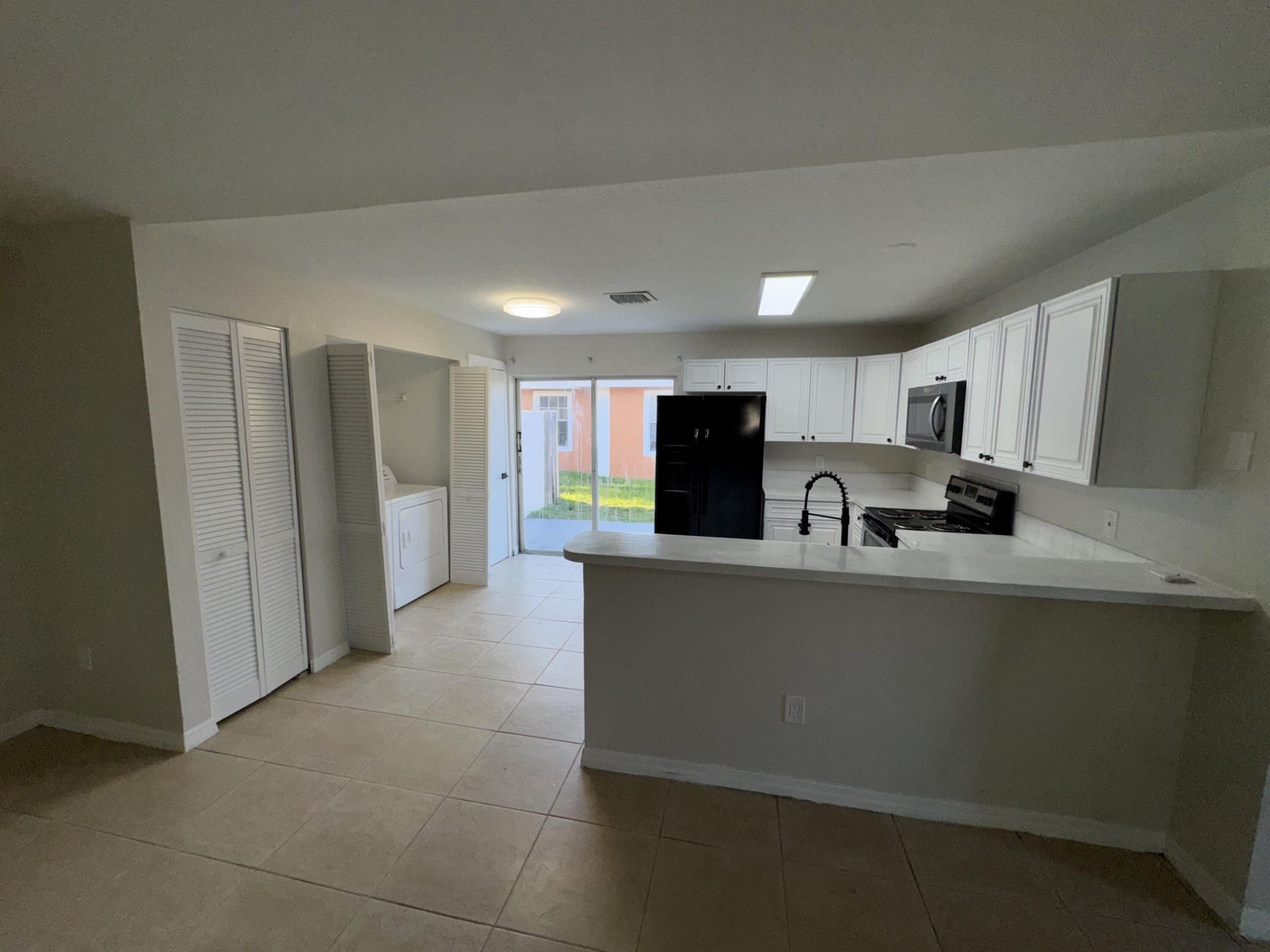 618 NE 1st Street, Unit A, Boynton Beach, FL 33435 Photo