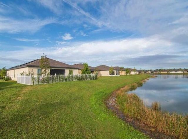 5318 Imagination Drive, Fort Pierce, FL 34947 Photo