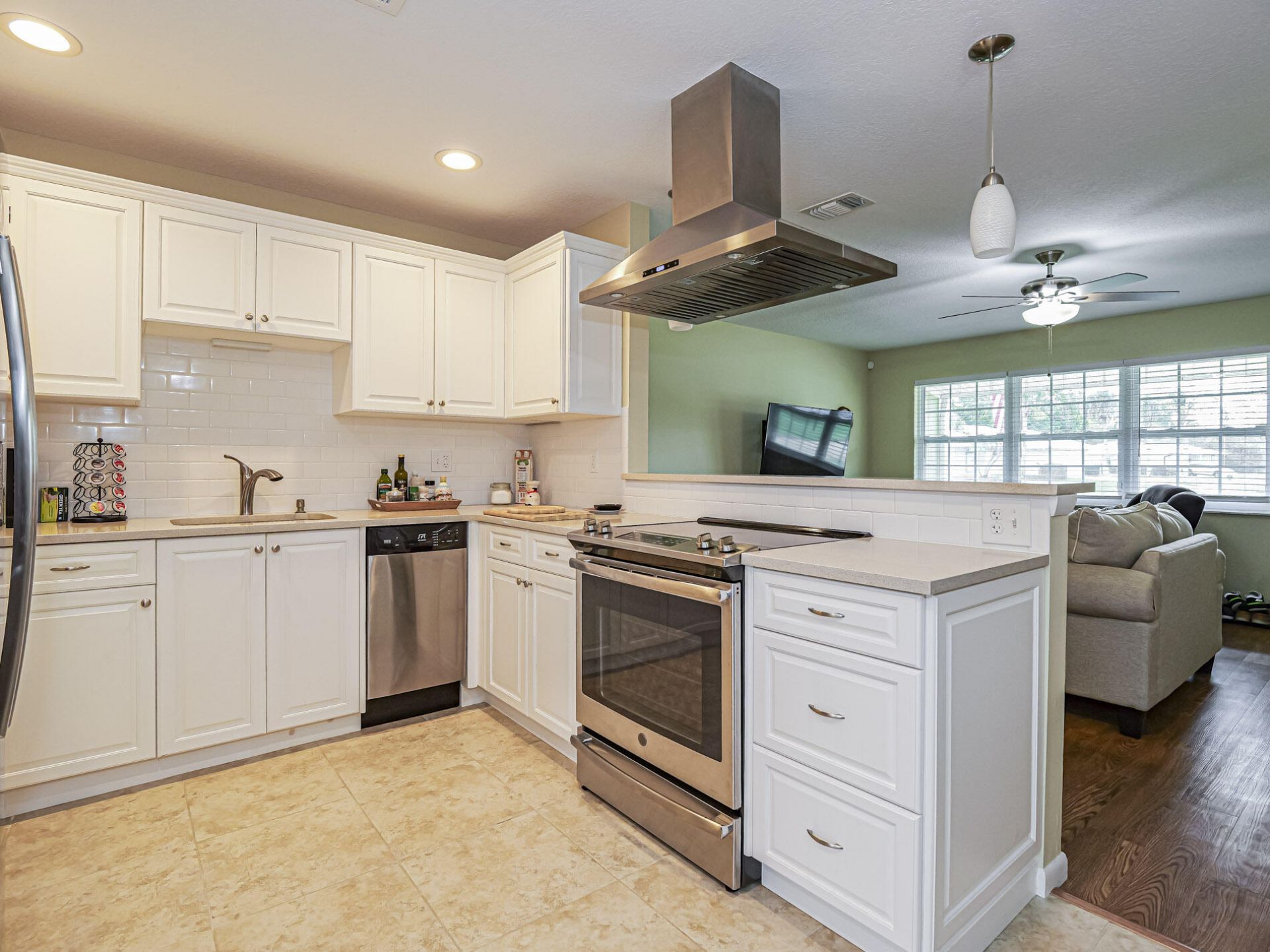 573 Autumn Terrace, Sebastian, FL 32958 Photo